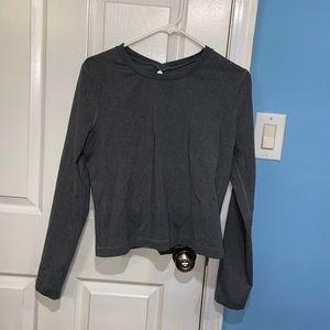 LuluLemon Workout t-shirt